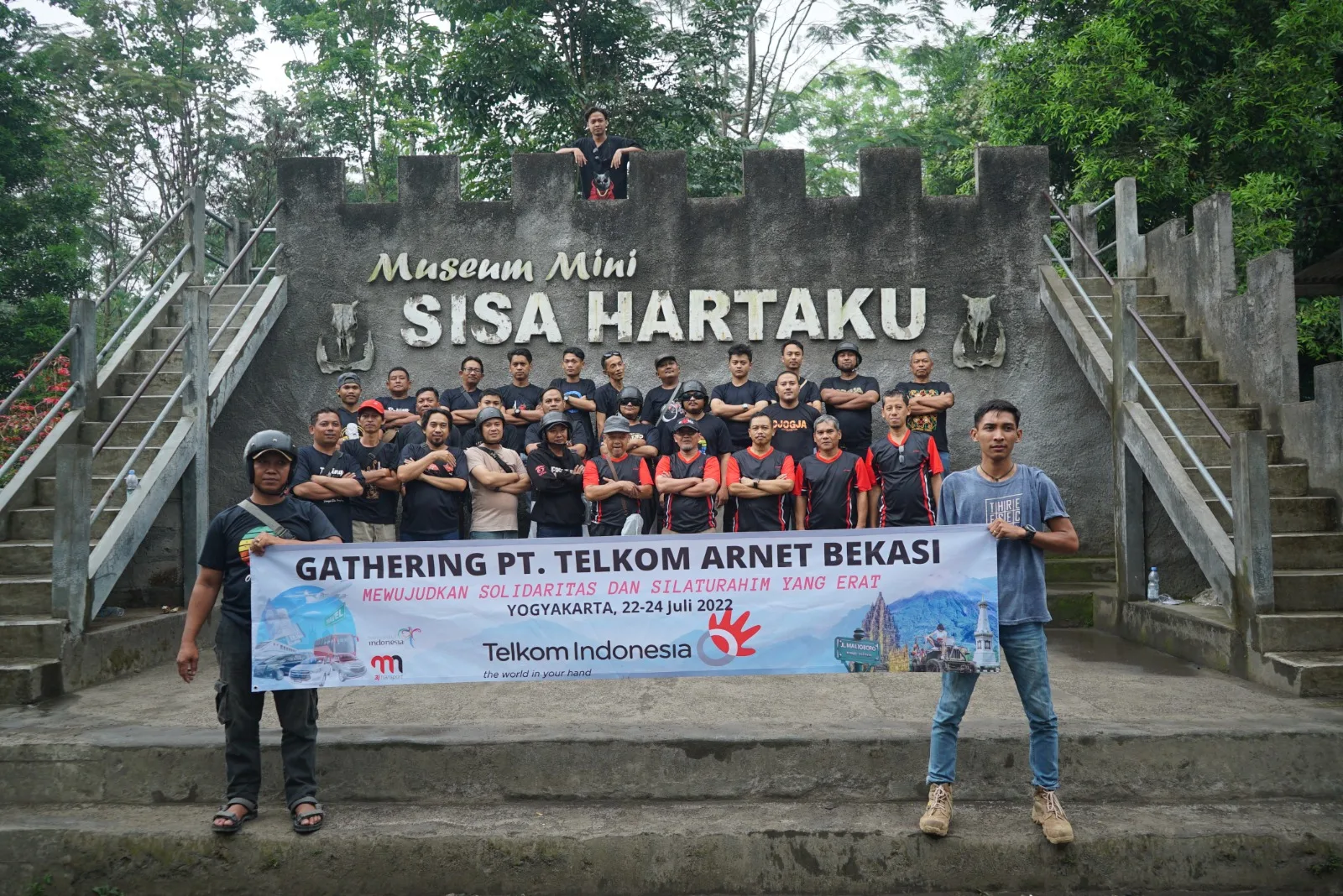 Family Gathering Bogor Raincake