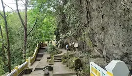 Gambar Goa Selarong Yogyakarta